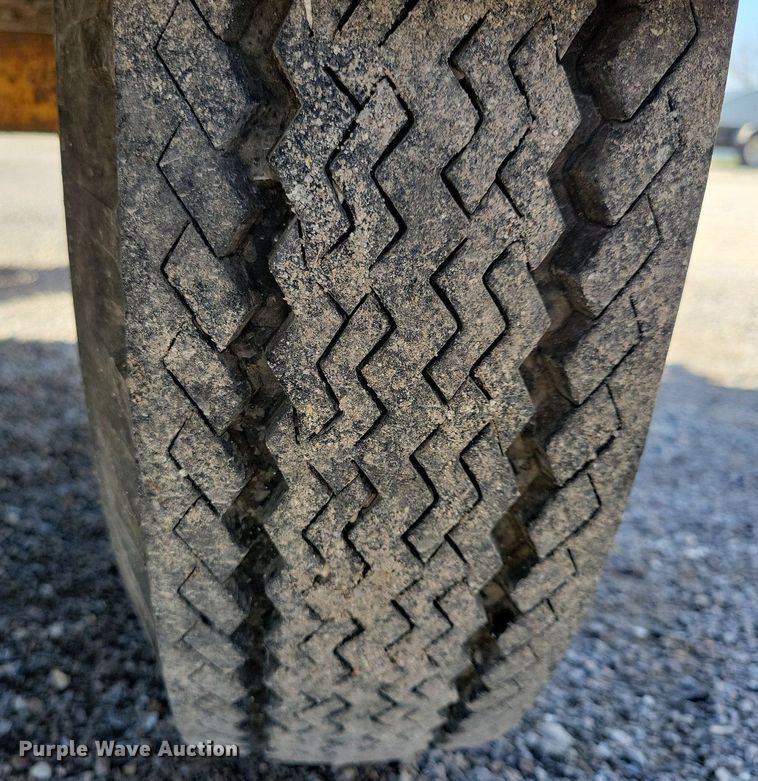 image for item MO9624 Ingersoll Rand GR150  air compressor