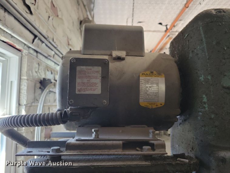 image for item MO9626 Cleereman  drill press