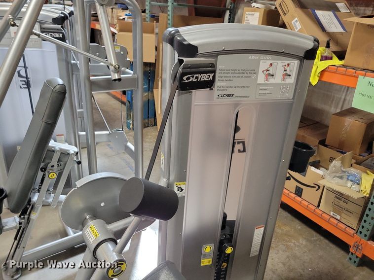 image for item MO9693 Cybex 12070-90  arm curl machine