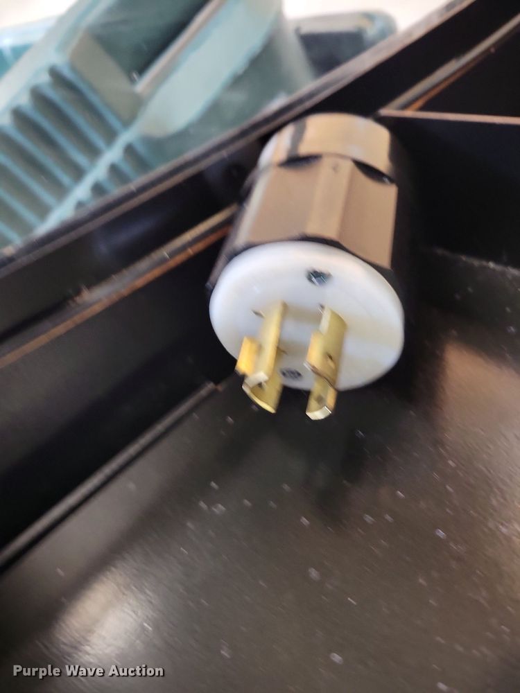 image for item MO9698 Restaurant equipment