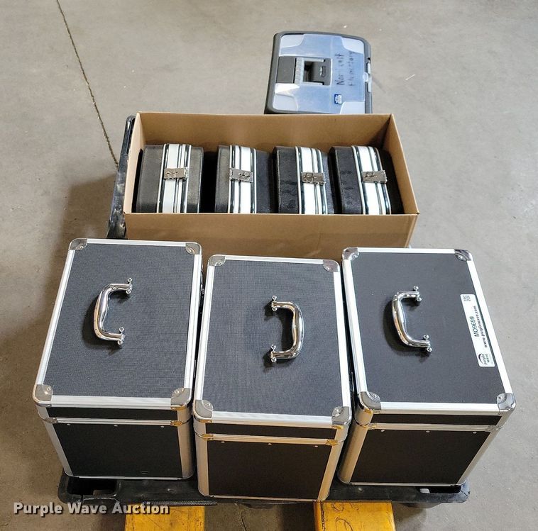 image for item MO9699 Office supplies