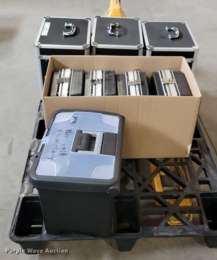 image for item MO9699 Office supplies