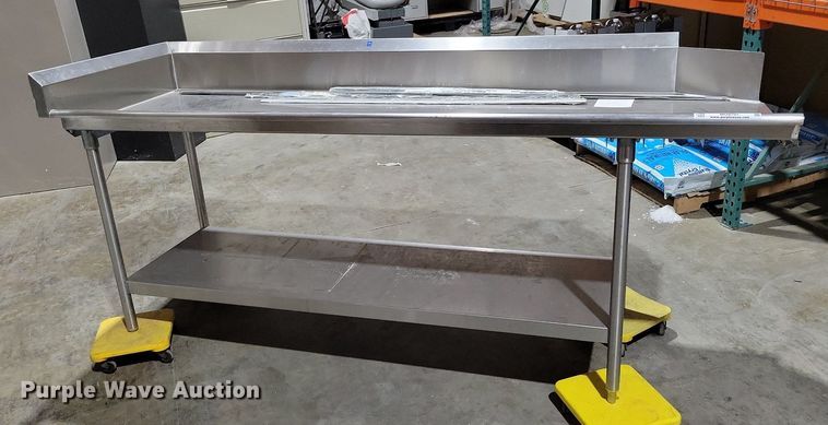 image for item MO9701 Stainless steel table