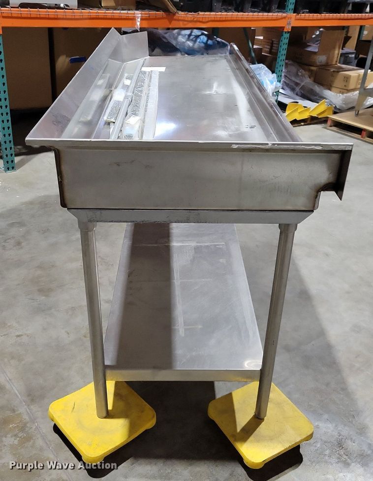image for item MO9701 Stainless steel table