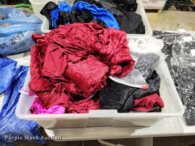 image for item MO9702 Clothing