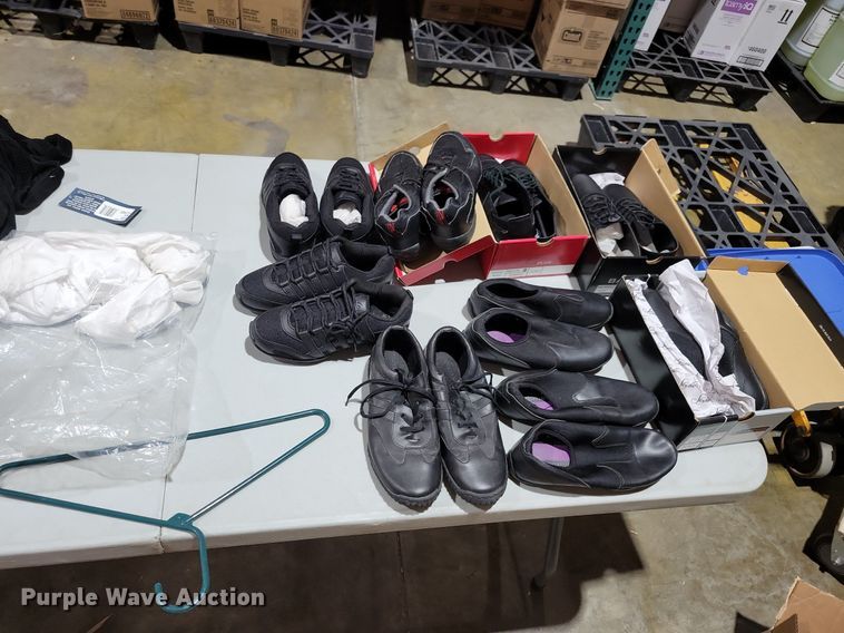 image for item MO9702 Clothing