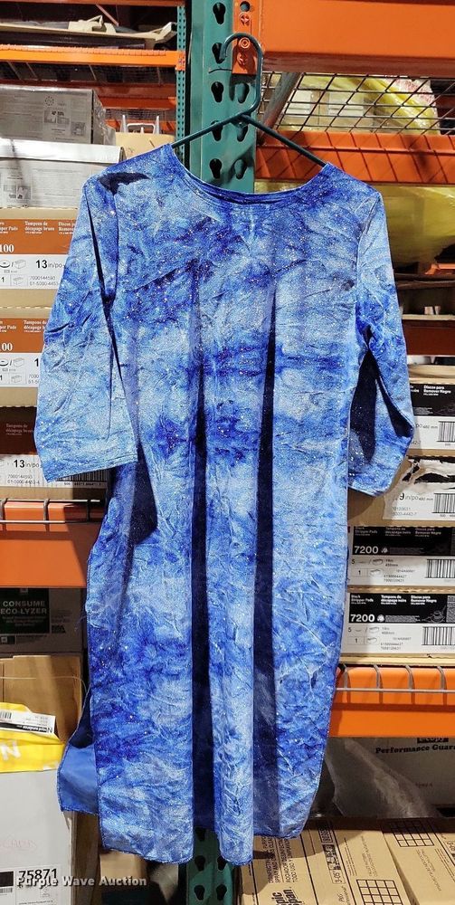 image for item MO9702 Clothing