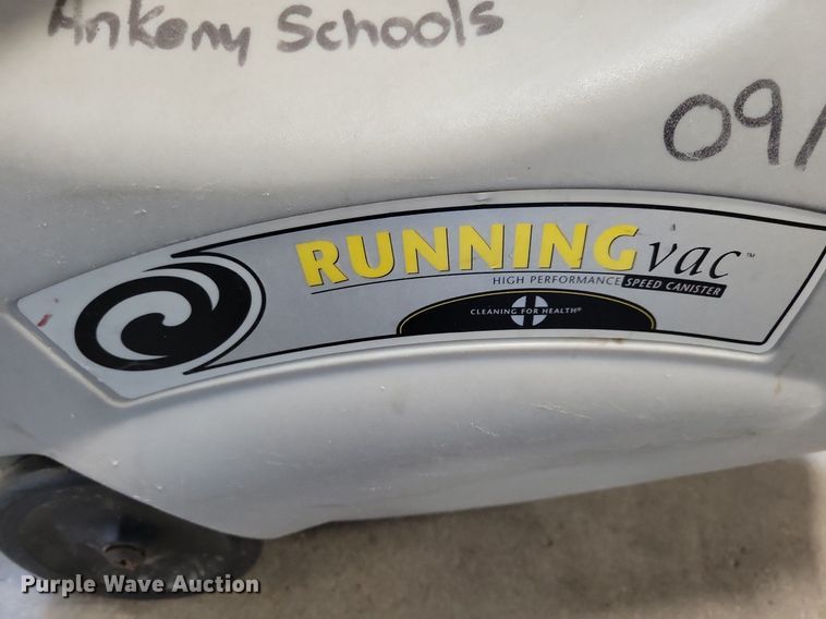 image for item MO9703 (5) ProTeam vacuums