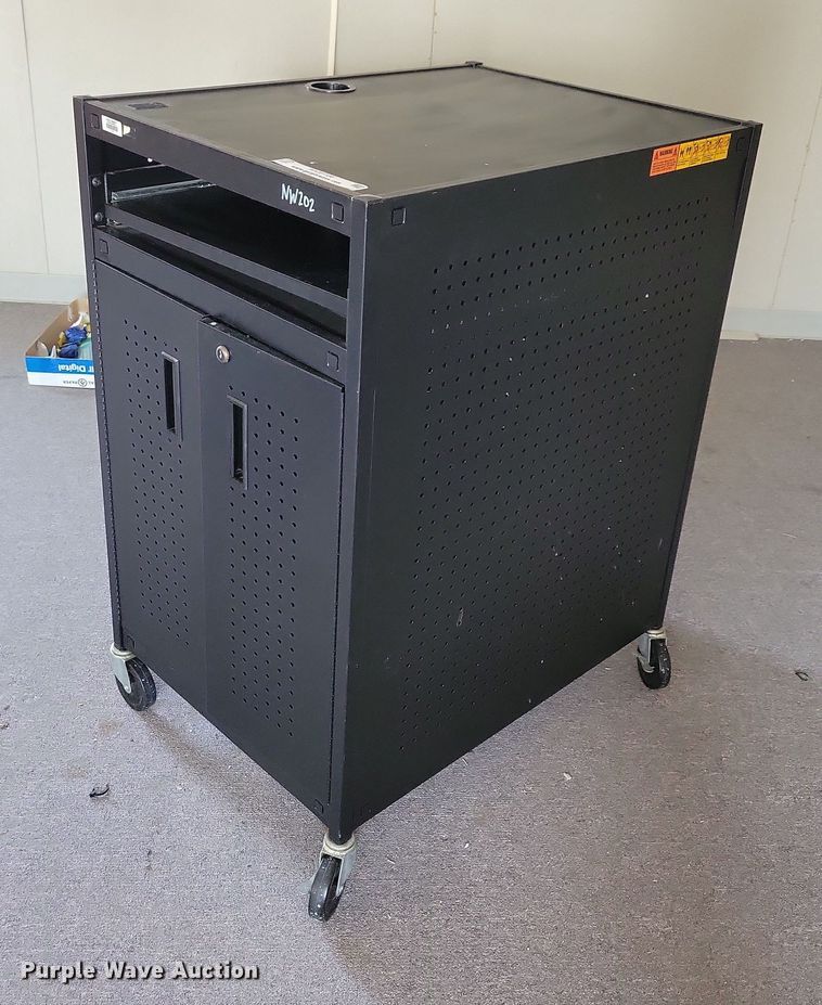 image for item MO9706 Media cart