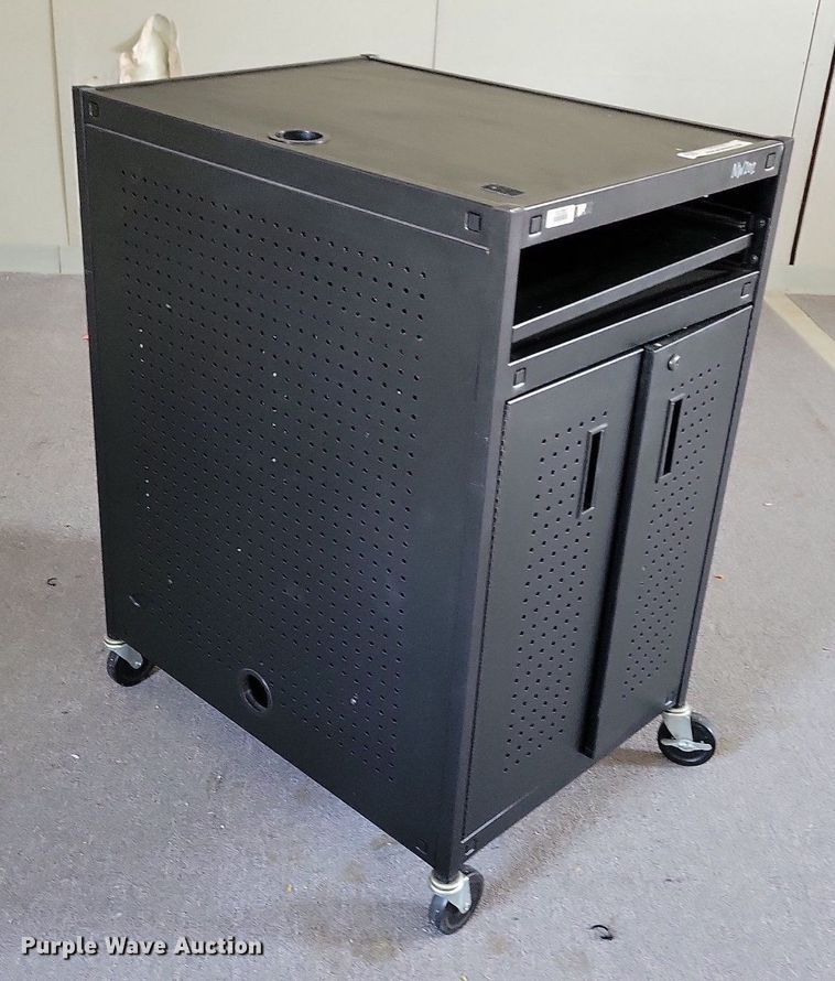image for item MO9706 Media cart