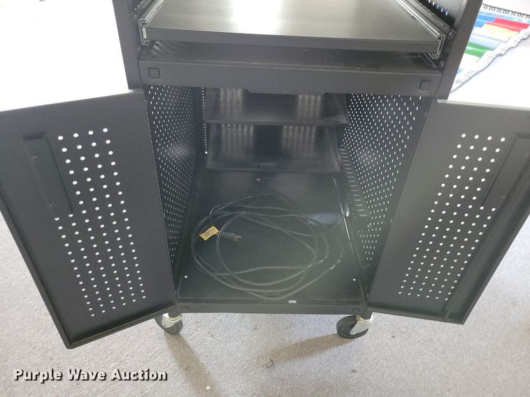 image for item MO9706 Media cart