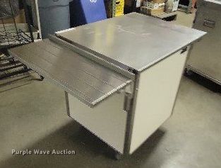 image for item MO9709 Vollrath T-19  serving table