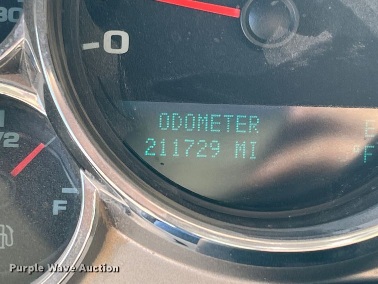 image for item MQ9878 2012 GMC Sierra 1500  Ext. Cab pickup truck