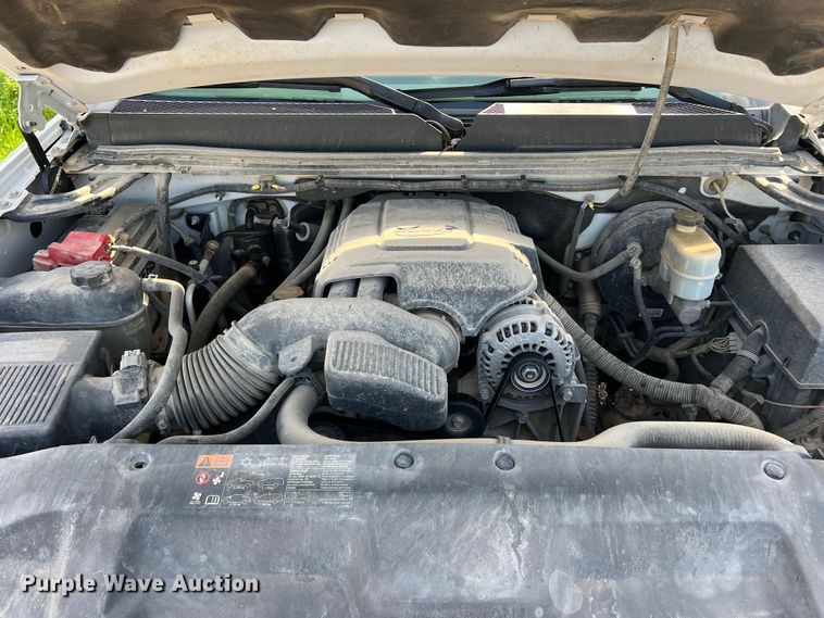 image for item MQ9878 2012 GMC Sierra 1500  Ext. Cab pickup truck