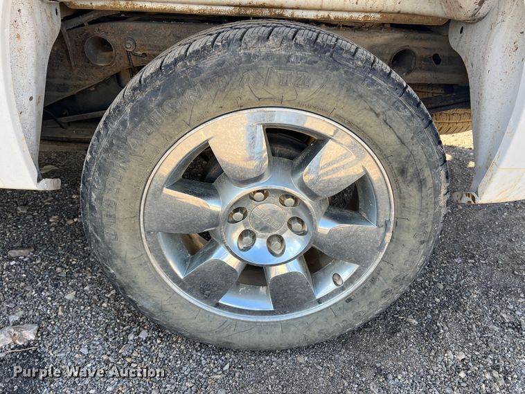 image for item MQ9878 2012 GMC Sierra 1500  Ext. Cab pickup truck