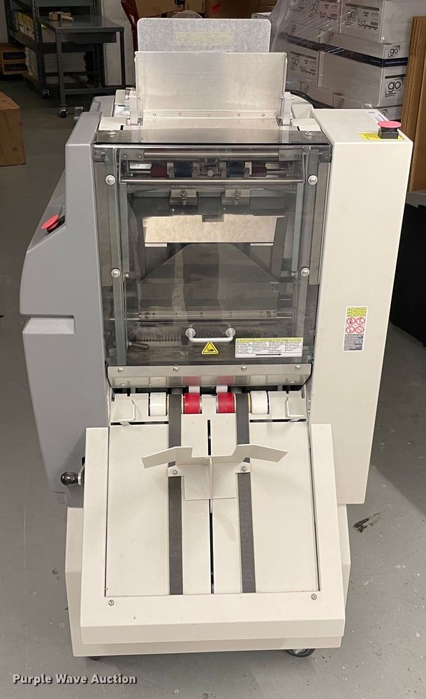 image for item MR9310 GBC AP-2 Ultra  paper binder/punch