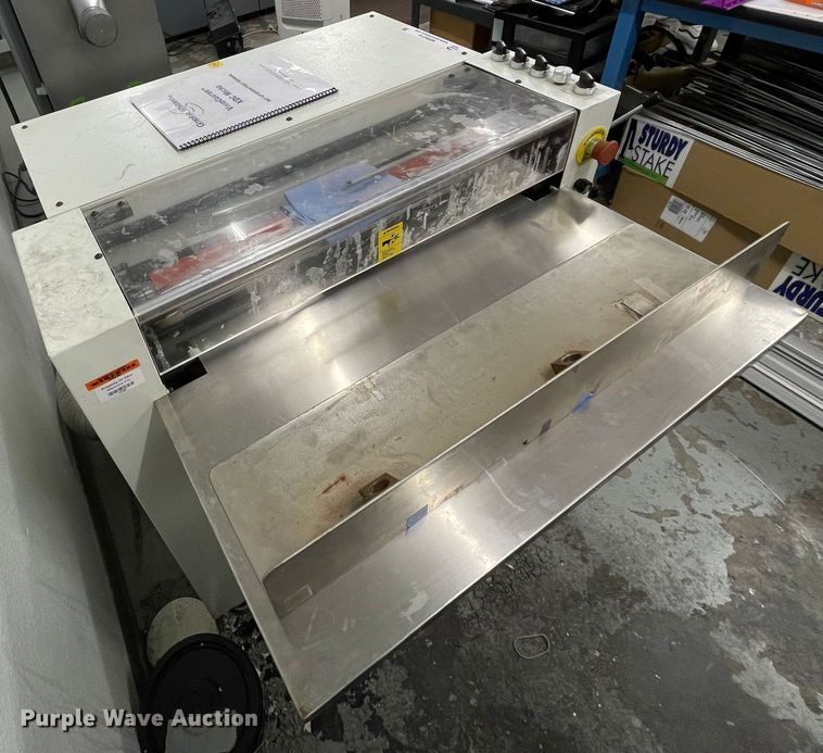 image for item MR9314 Graphic Whizard VividCoater XDC530 Micro  UV coater