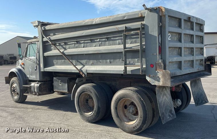 image for item MS9559 1998 International 4900  dump truck