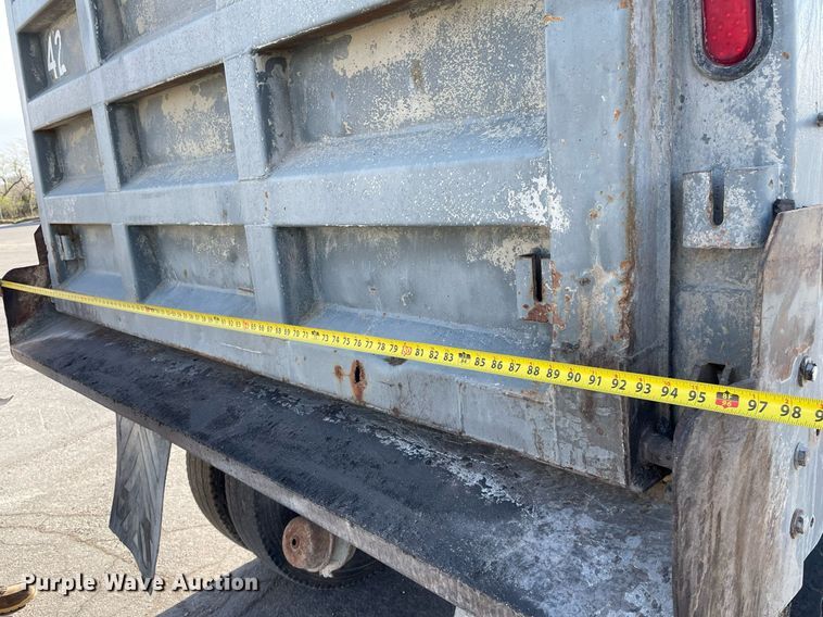 image for item MS9559 1998 International 4900  dump truck