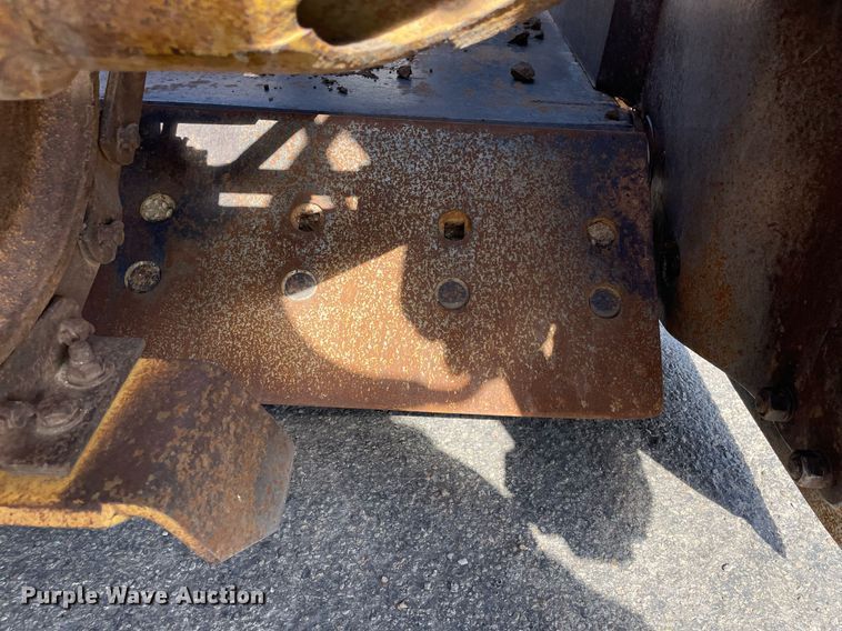image for item MS9560 1970 Caterpillar 613  elevating scraper