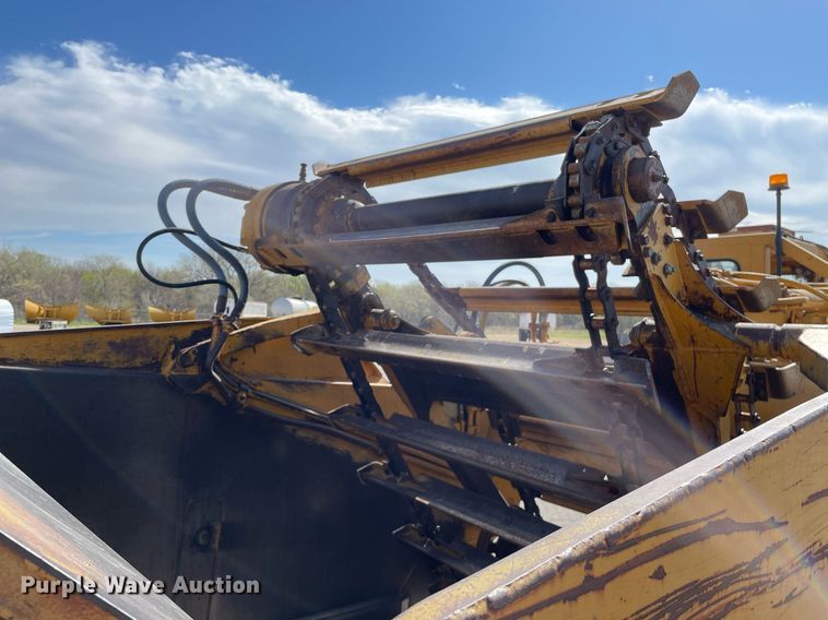 image for item MS9560 1970 Caterpillar 613  elevating scraper