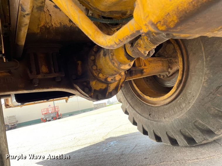 image for item MS9560 1970 Caterpillar 613  elevating scraper