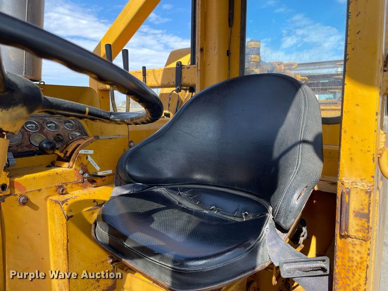 image for item MS9560 1970 Caterpillar 613  elevating scraper