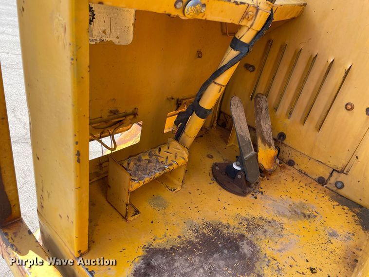 image for item MS9560 1970 Caterpillar 613  elevating scraper