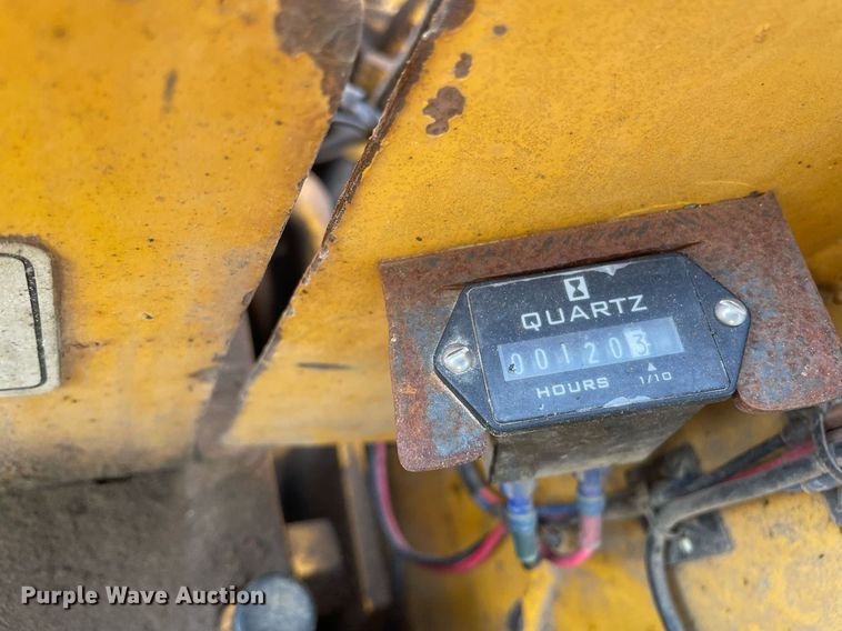 image for item MS9560 1970 Caterpillar 613  elevating scraper