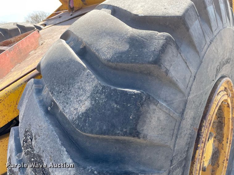 image for item MS9560 1970 Caterpillar 613  elevating scraper