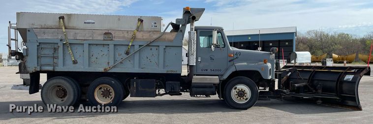 image for item MS9561 1994 International 2674  dump truck