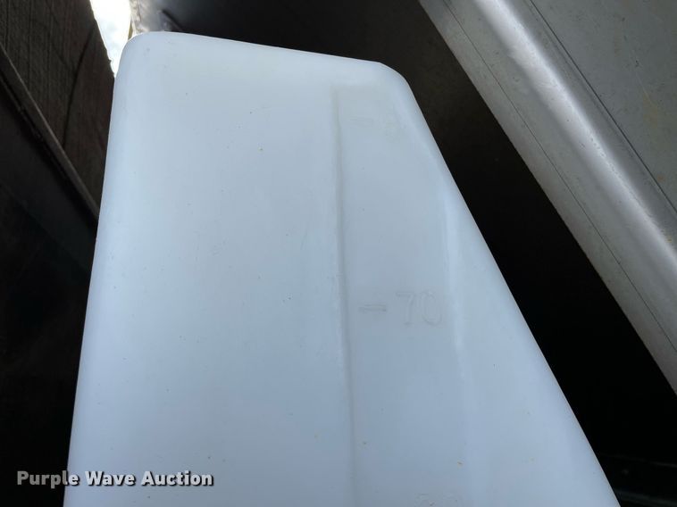 image for item MS9561 1994 International 2674  dump truck