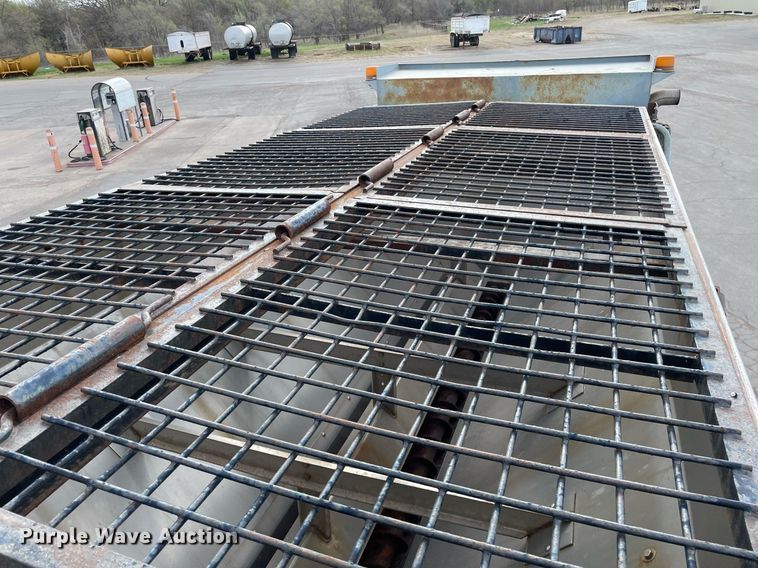 image for item MS9561 1994 International 2674  dump truck