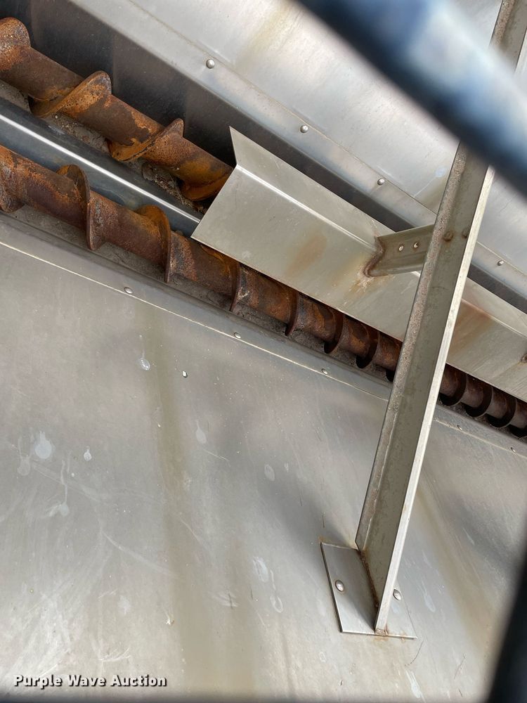 image for item MS9561 1994 International 2674  dump truck