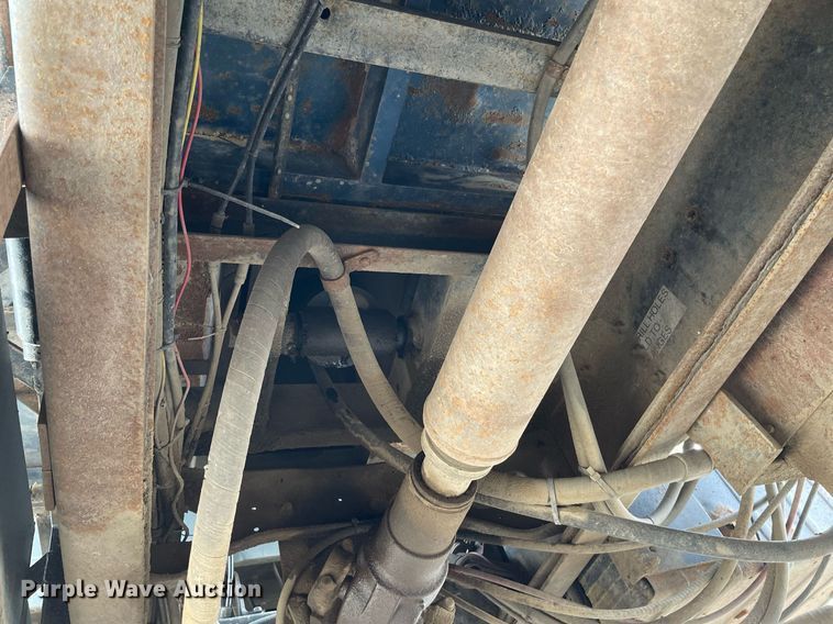 image for item MS9561 1994 International 2674  dump truck