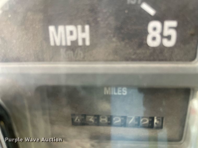 image for item MS9561 1994 International 2674  dump truck