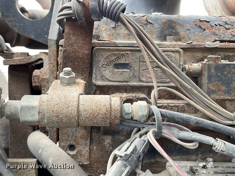 image for item MS9561 1994 International 2674  dump truck