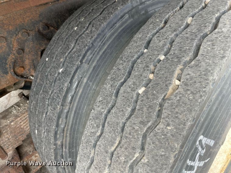 image for item MS9561 1994 International 2674  dump truck