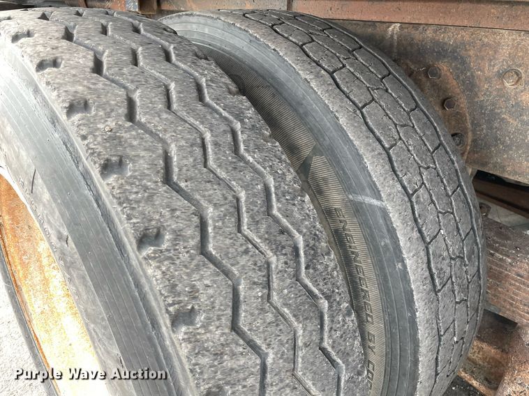 image for item MS9561 1994 International 2674  dump truck