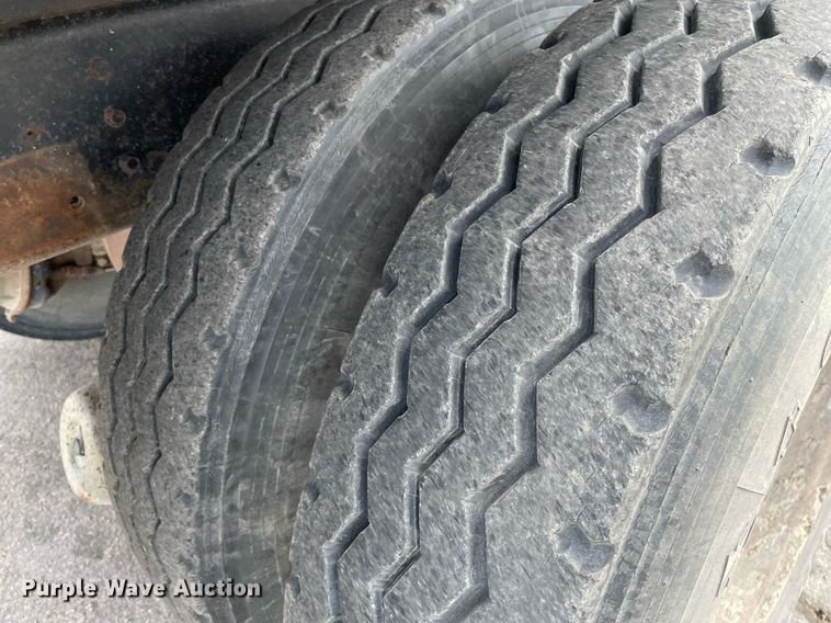 image for item MS9561 1994 International 2674  dump truck