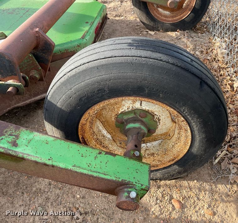 image for item MS9585 John Deere 1518  batwing rotary mower