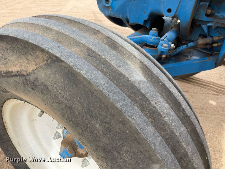 image for item MS9587 1990 Ford 6610  tractor
