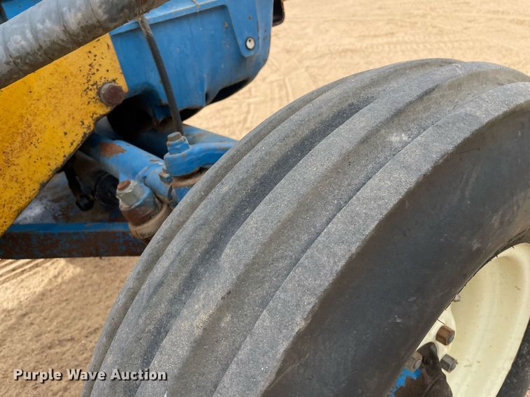 image for item MS9587 1990 Ford 6610  tractor