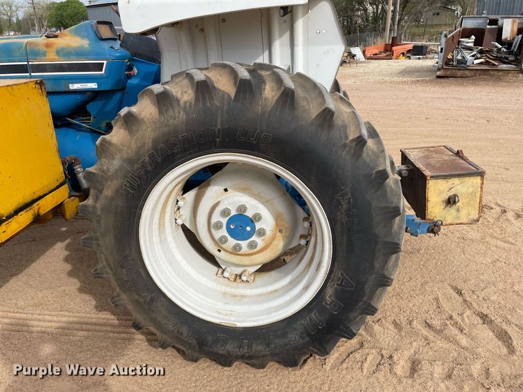 image for item MS9587 1990 Ford 6610  tractor