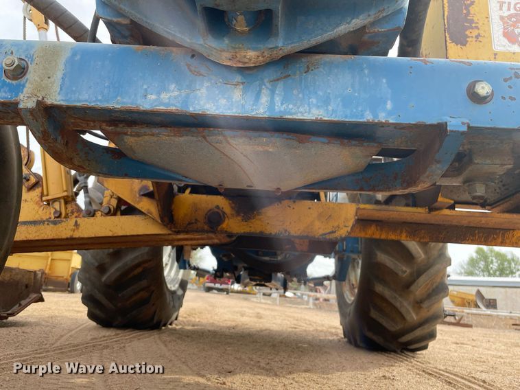 image for item MS9587 1990 Ford 6610  tractor