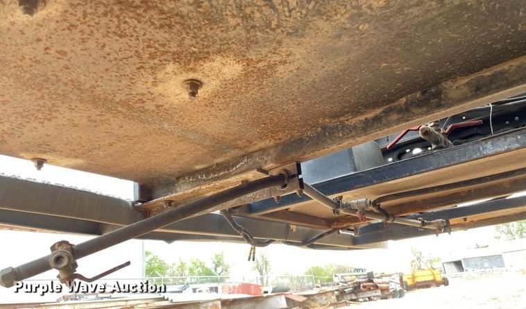 image for item MS9588 2000 Isuzu FRR  sprayer truck