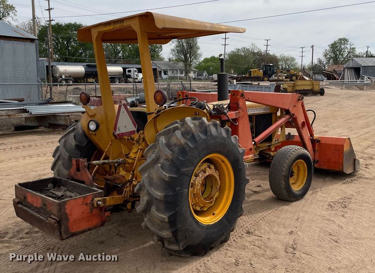 image for item MS9589 1976 John Deere 401BD  tractor