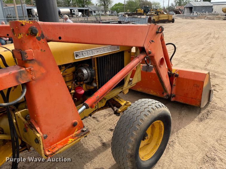 image for item MS9589 1976 John Deere 401BD  tractor