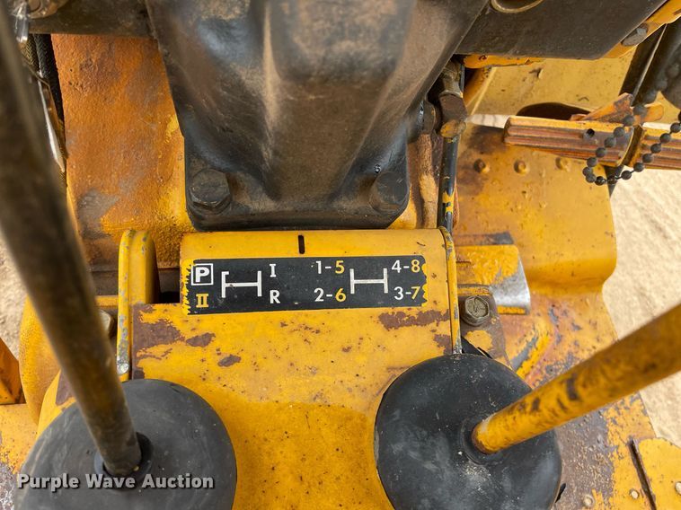 image for item MS9589 1976 John Deere 401BD  tractor