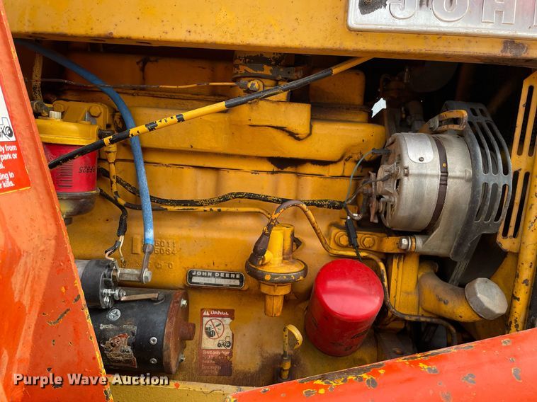 image for item MS9589 1976 John Deere 401BD  tractor